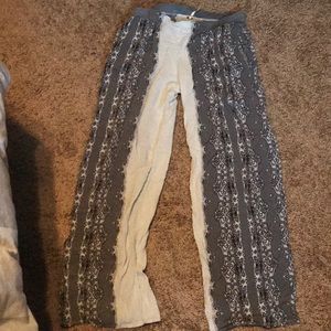 Free People flowy grey & white XS pants